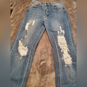Fashion Nova Distressed Jeans Size 9